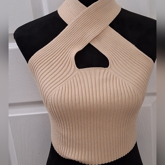 Cider Ribbed Criss Cross Cropped Halter Top A1   Size S - Picture 1 of 14